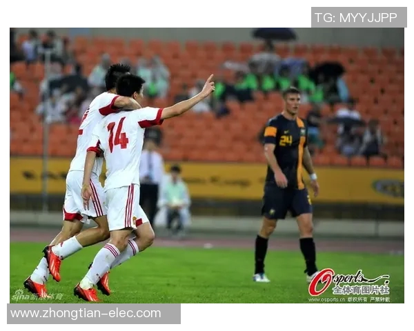 武汉足球队快攻战术分析与成效评估探讨